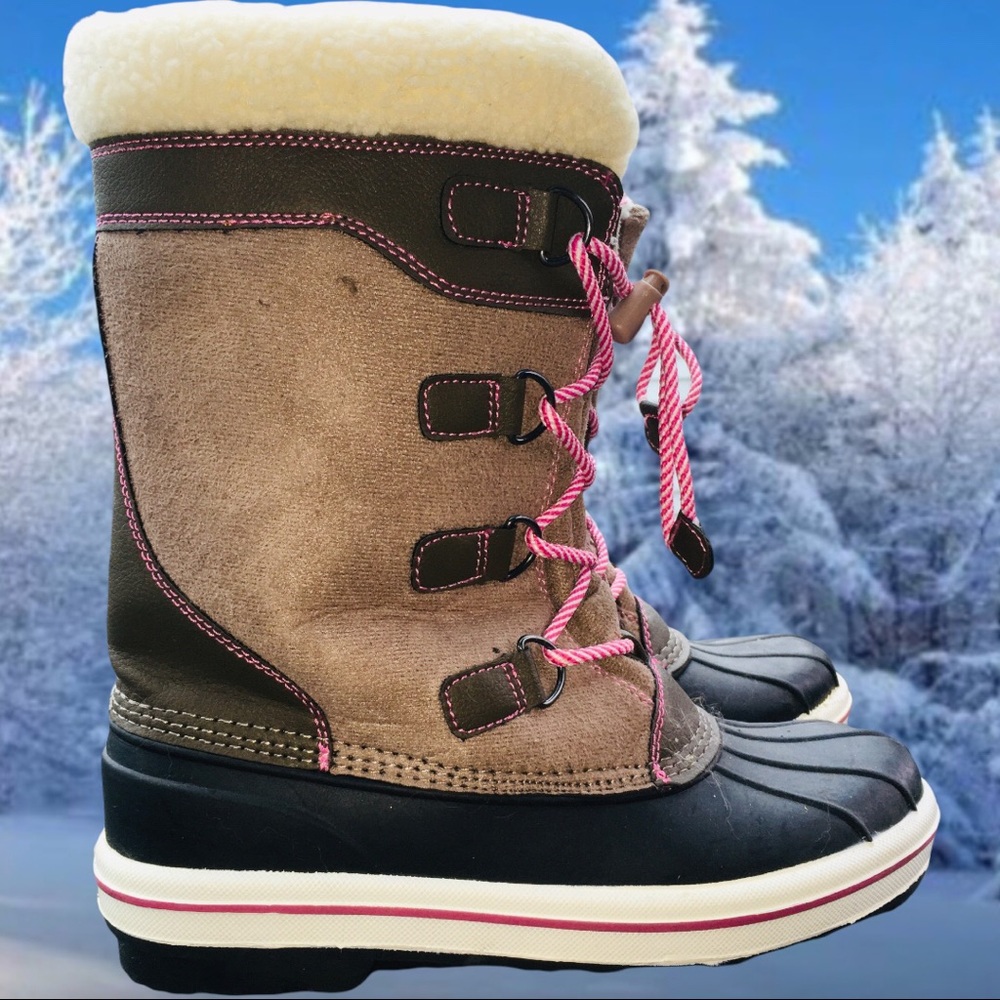 Falls Creek Kids Aspen Winter Boots size Girl’s 5 EUC Toggle Lace Up Great Tread